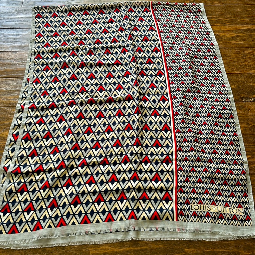 EUC Louis Vuitton Scarf